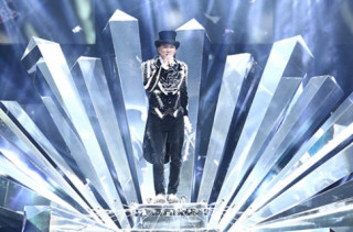  20 bộ đồ lấp lánh của Đàm Vĩnh Hưng trong ‘Diamond show’ 
