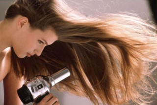 5 nguyên tắc sấy tóc đẹp như thợ làm tóc chuyên nghiệp