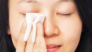 5 nguyên tắc tẩy trang đúng cách làm sạch sâu da mặt.