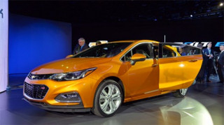  Chi tiết Chevrolet Cruze Hatchback 2017 