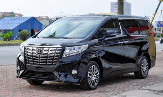  ‘Chuyên cơ mặt đất’ Toyota Alphard 2016 về Việt Nam 