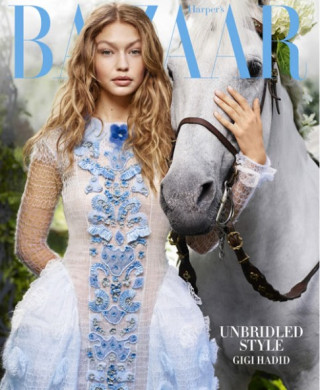 Gigi Hadid hóa công chúa đẹp mộng mị