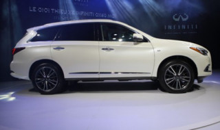  Infiniti QX60 2016 mơ cạnh tranh Lexus RX350 tại Việt Nam 