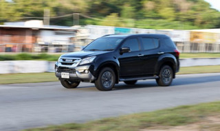  Isuzu mu-X - tân binh SUV cho khách Việt 