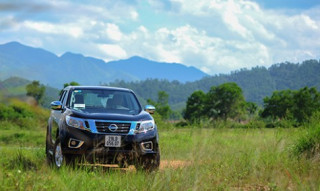  Nissan Navara một cầu mới - bán tải thực dụng cho đô thị Việt Nam 