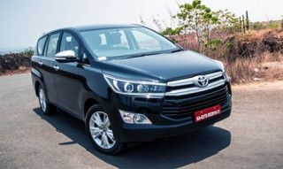  Toyota Innova 2016 giá từ 22.000 USD tại Ấn Độ 