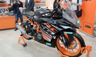  Xế độ KTM RC390 cho đường đua mini tại Việt Nam 