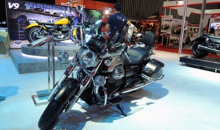  Xế đường trường California 1400 của Piaggio tại Việt Nam 