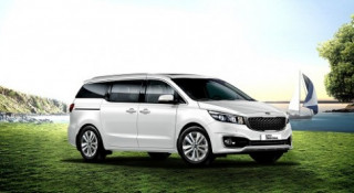  200 xe Kia Sedona được bán trong tháng 11 