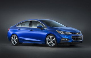  Chevrolet Cruze 2016 giá từ 17.500 USD 