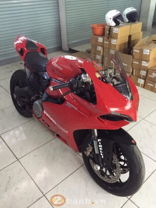 Ducati 899 lên đồ hiệu mà nhìn như zin