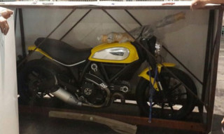  Ducati Scrambler đầu tiên cập cảng Sài Gòn 