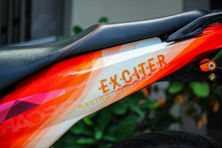 Exciter 150 sơn tem đấu theo phong cách siêu xe Lamborghini