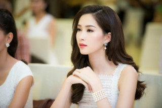 Hoa hậu Việt Nam 2016: Hoa hậu Thu Thảo bật khóc trên ghế nóng