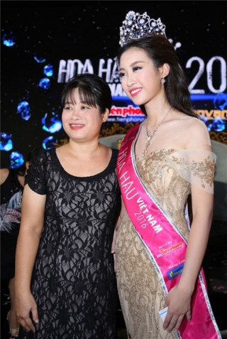 Hoa hậu Việt Nam 2016: Nhan sắc hơn người của mẹ các hoa hậu, á hậu