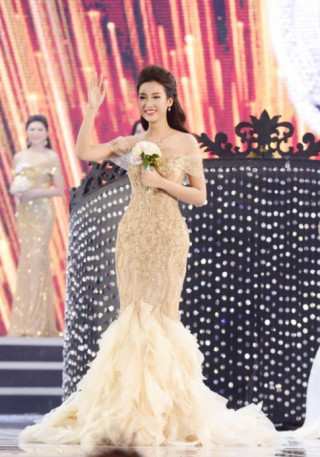 Hoa hậu Việt Nam 2016: Vừa đăng quang Tân Hoa hậu đã đụng váy của Huyền My