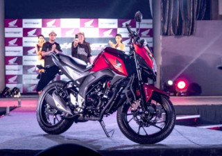  Honda CB Hornet 160R giá 1.200 USD 