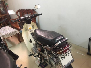  Honda Dream Thái ‘sang tay’ giá 150 triệu đồng 