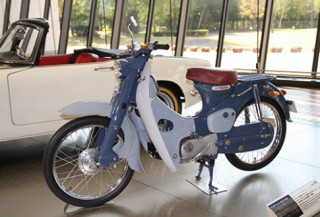  Huyền thoại Honda Super Cub đầu tiên trên thế giới 