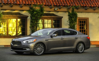  Kia K900 2016 giá 50.000 USD thách thức Mercedes S-class 