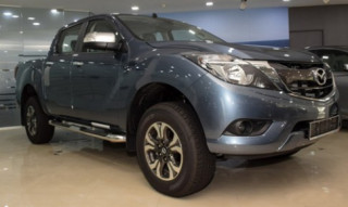  Mazda BT-50 nâng cấp giá từ 25.900 USD 