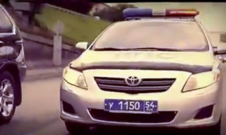  Phim an toàn giao thông về quả báo khi cảnh sát nhận hối lộ 