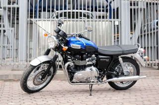  Triumph Bonneville T100 đời 2016 đầu tiên về Hà Nội 