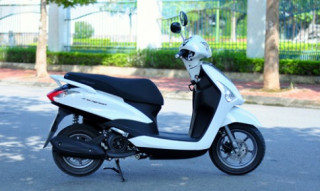  Yamaha Acruzo và Honda Lead - kẻ tám lạng người nửa cân 