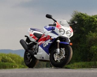  10 sportbike nổi bật thập niên 90 