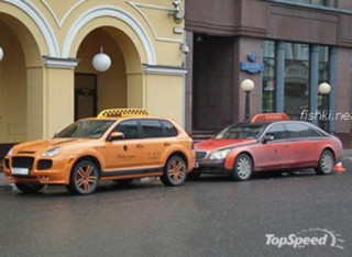  Ảnh Maybach 62 gắn biển taxi ở Nga 