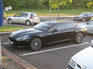  Aston Martin sắp hoàn thiện ‘nữ hoàng’ Rapide 