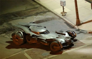  Batmobile phiên bản mới 