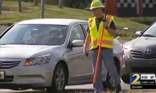  Cảnh sát Mỹ thích ngụy trang để bắt xe vi phạm 