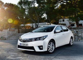  Corolla 2014 nhận điểm an toàn kém 