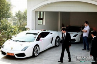  Đám cưới toàn siêu xe ở Trung Quốc 