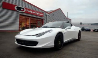  Ford Cougar biến thành Ferrari 458 Italia 
