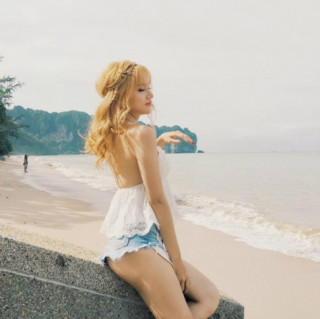 Hương Giang idol khéo chọn đồ khoe thân hình sexy hơn cả “gái xịn”