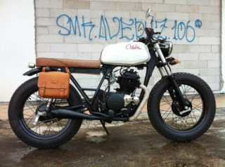  Kawasaki KZ200 hai lần lột xác 