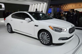  Kia K900 - đối thủ tương lai của Mercedes S-class 