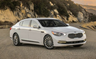  Kia K900 - mẫu xe khách hàng Mỹ thấy hạnh phúc nhất 