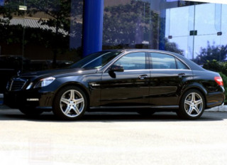  Mercedes E63 AMG 2010 chính hãng tại Sài Gòn 