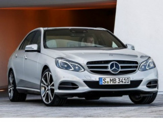  Mercedes giới thiệu hộp số tự động 9 cấp đầu tiên 