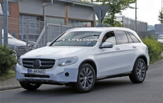  Mercedes GLC trên đường thử 