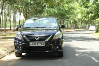  Nissan Sunny - dòng sedan cỡ nhỏ cho gia đình  