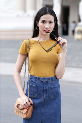 Phan Thị Mơ thoát mác “gái quê” nhờ phụ kiện hàng hiệu tiền tỷ