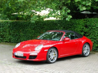  Porsche tung ra thị trường 911 Carrera mới 