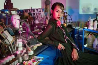 Quán quân The Face hóa nàng họa sỹ mơ mộng