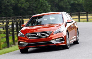  Sedan hạng trung nào tốt nhất? 