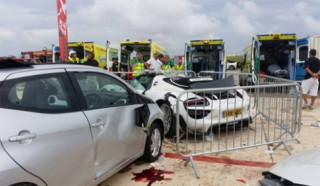  Siêu xe Porsche 918 lao vào đám đông, 26 người bị thương 