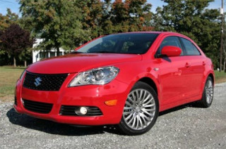  Suzuki Kizashi có giá từ 19.000 USD tại Mỹ 